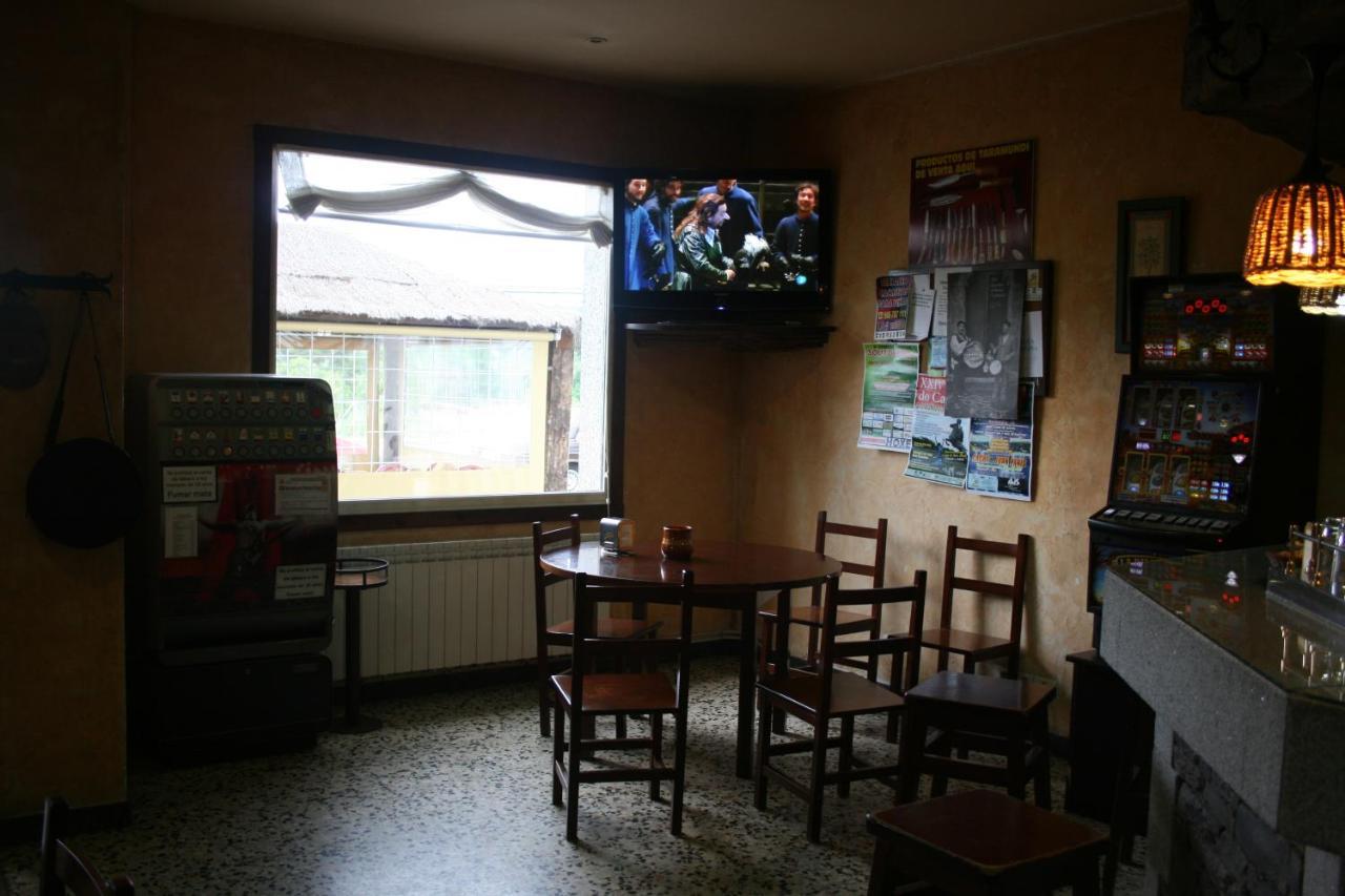 A Taberna De Vento Hotel Lalin Exterior photo