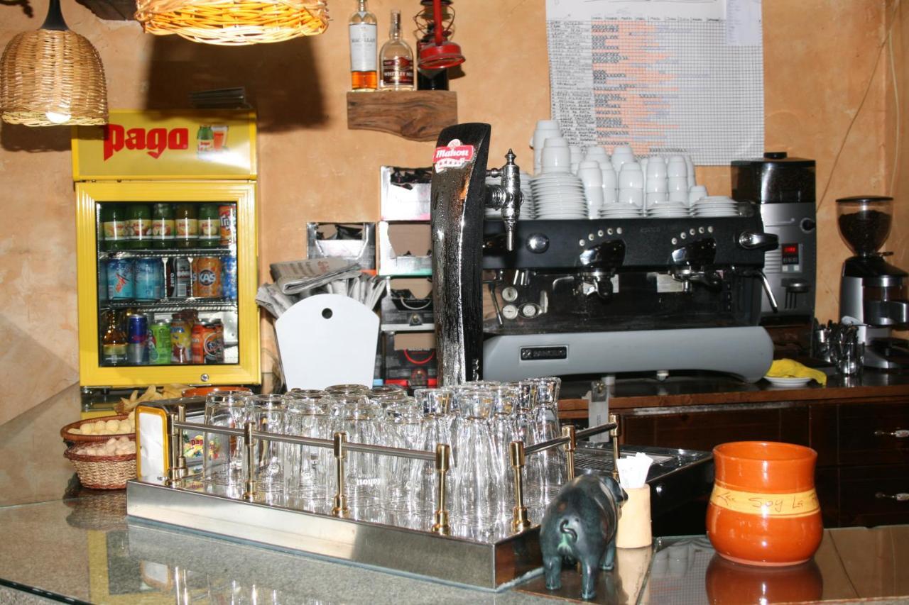 A Taberna De Vento Hotel Lalin Exterior photo
