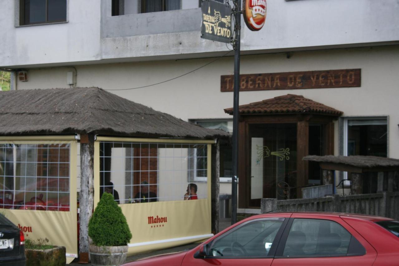A Taberna De Vento Hotel Lalin Exterior photo